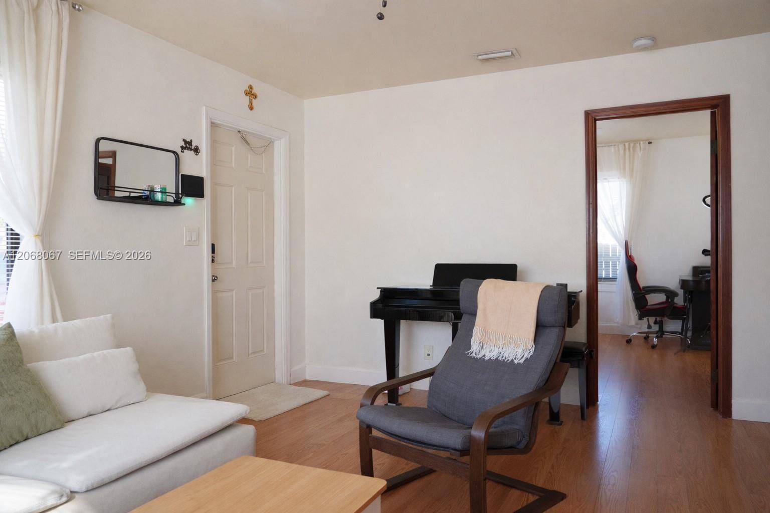 2330 Scott Street — photo 6