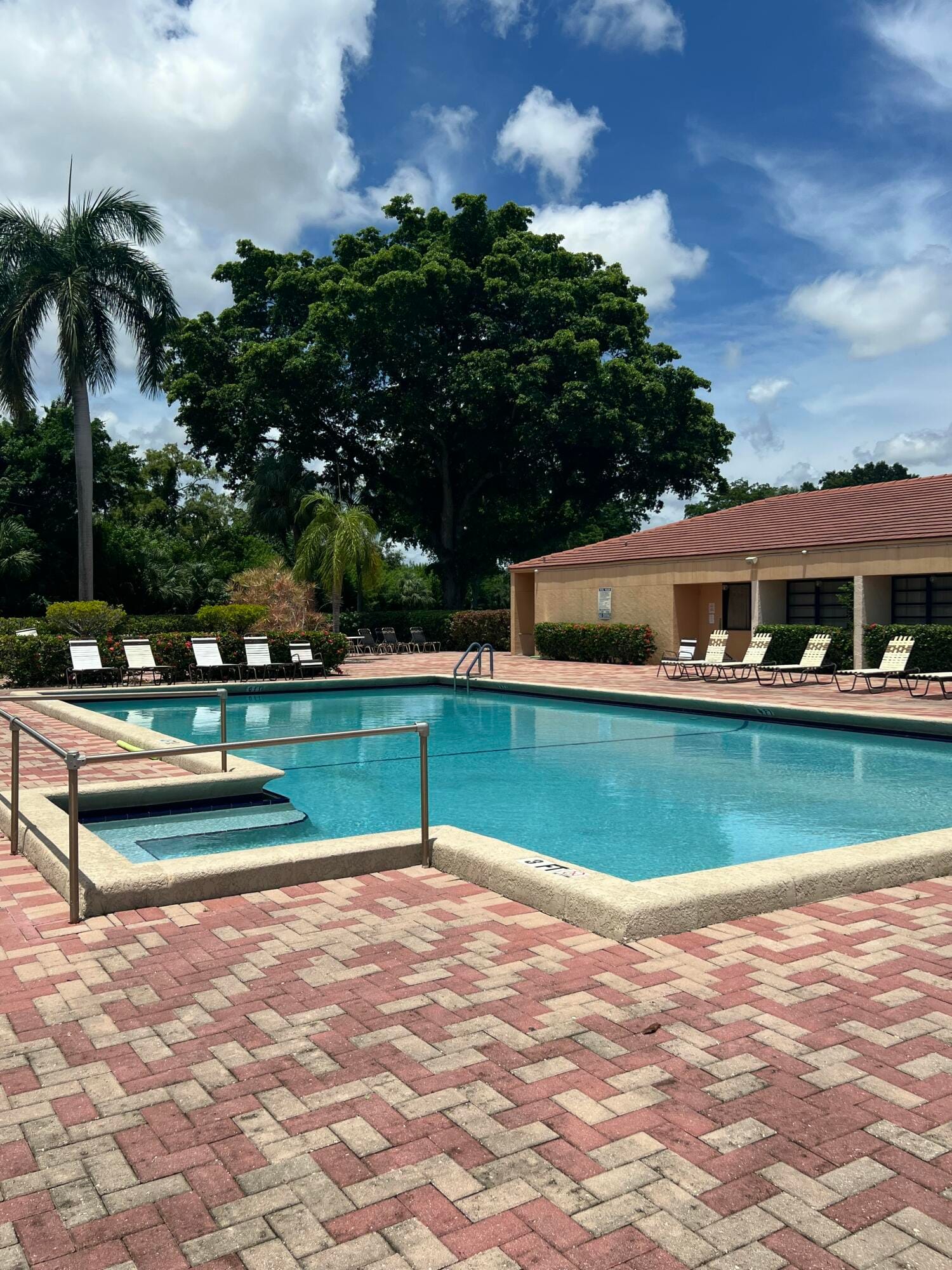 5718 Coral Lake Drive 206, Margate, FL 33063 photo 28