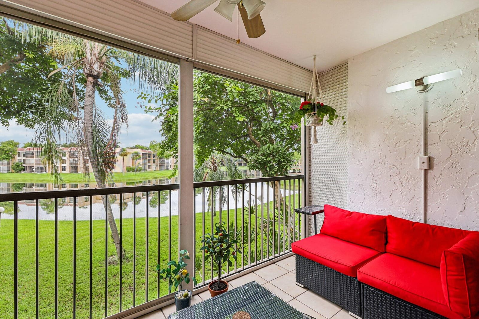 5718 Coral Lake Drive 206, Margate, FL 33063 photo 5