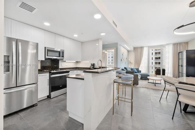 801 Brickell Key Boulevard 1805, Courts Brickell Key, Miami, FL