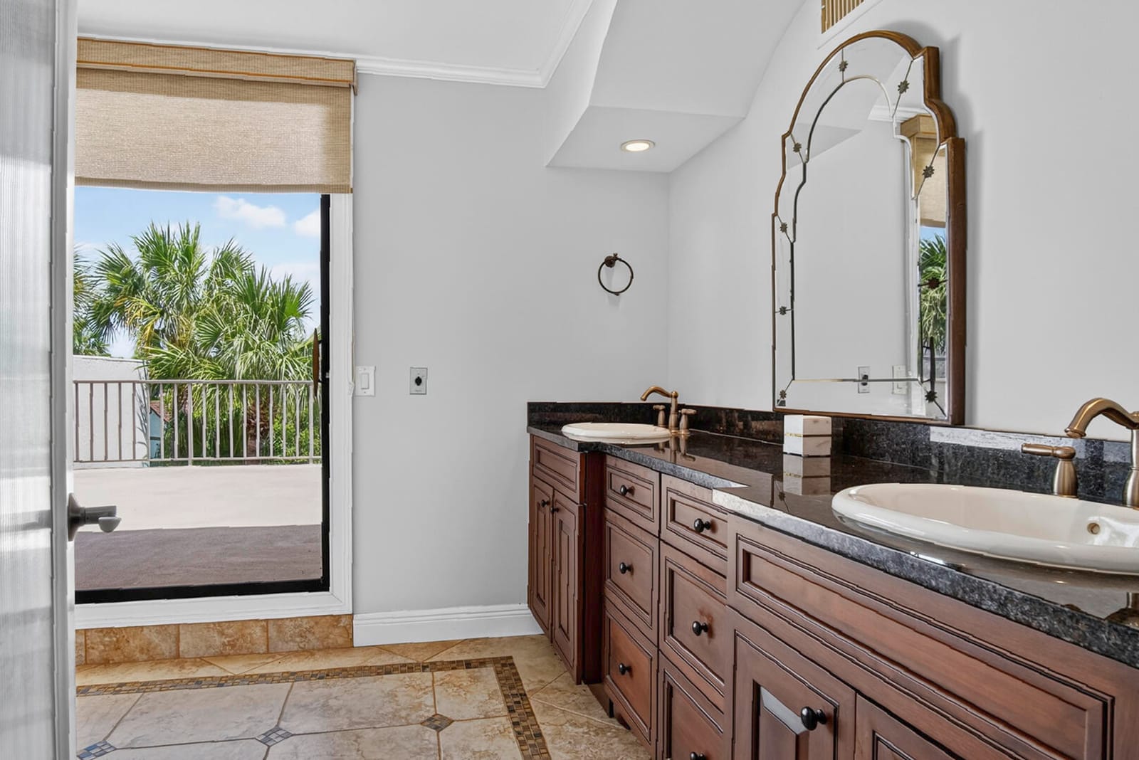 3400 TWIN LAKES Terrace 201 — photo 7