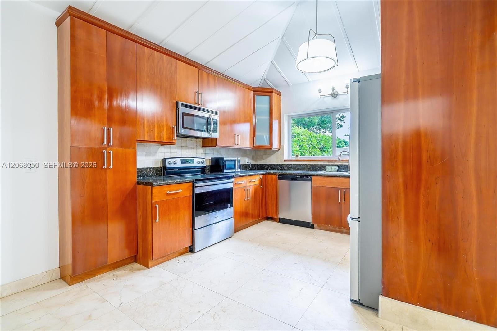 1710 Cleveland Road 0, Miami Beach, FL 33141 photo 15
