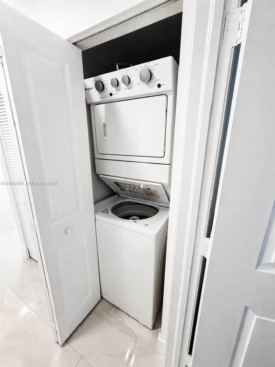 7900 Harbor Island Drive 1408 — photo 7