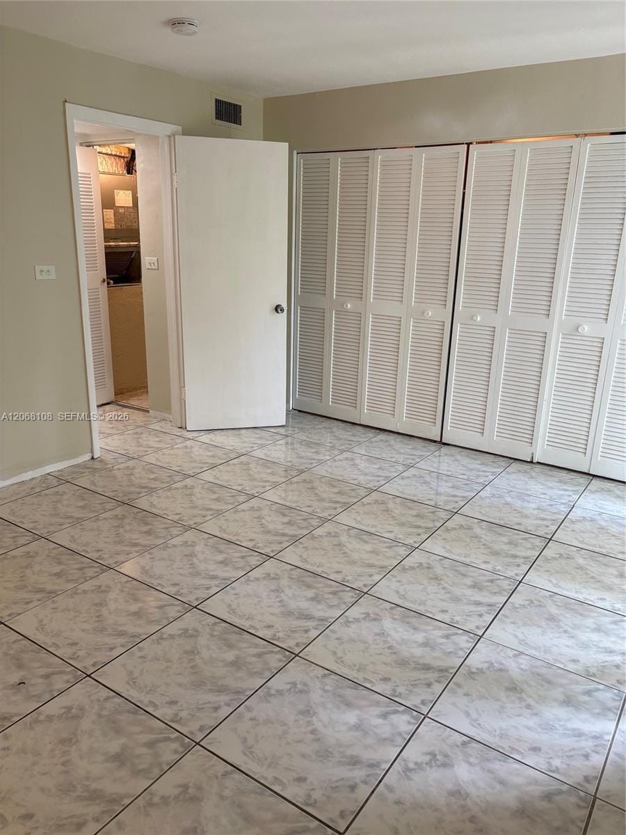 16215 NE 18th Court 212 — photo 3
