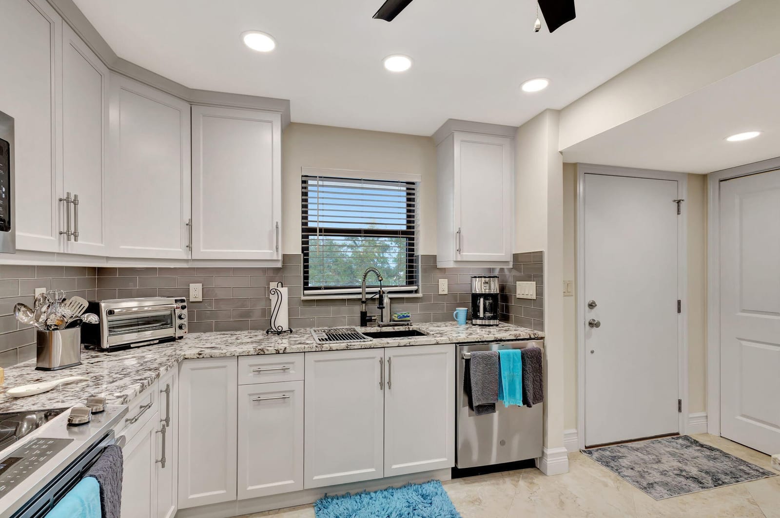 300 N A1A Highway 403 O, Jupiter, FL 33477 photo 11