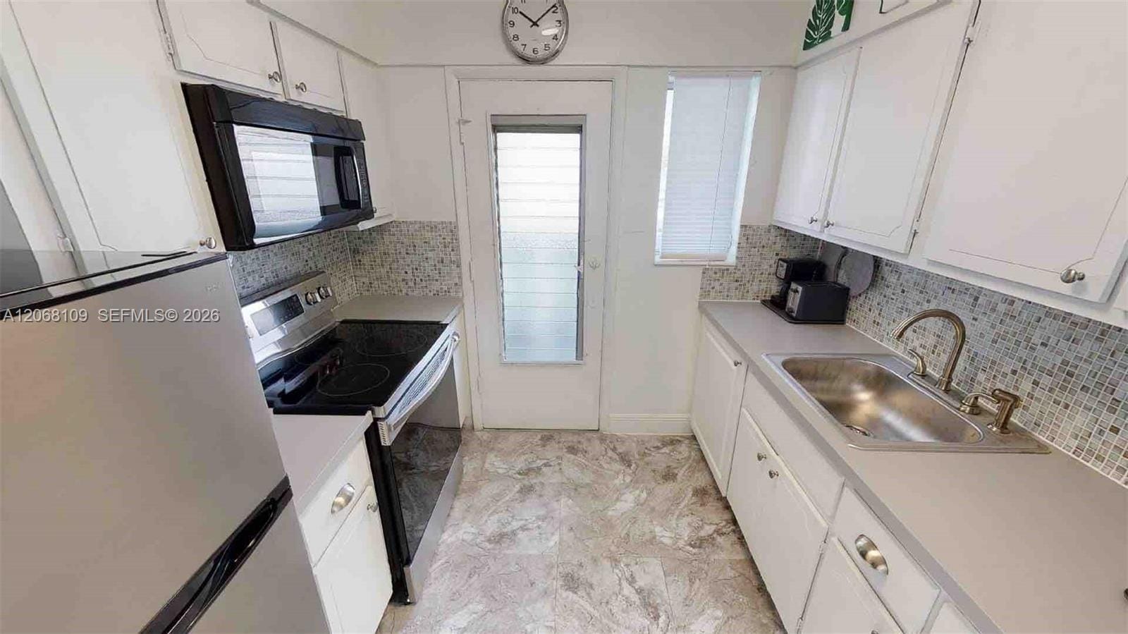 1732 Meridian Avenue 701, Miami Beach, FL 33139 photo 22
