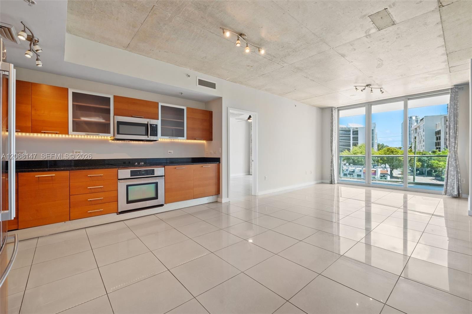 3470 E Coast Avenue H0302, Miami, FL 33137 photo 7