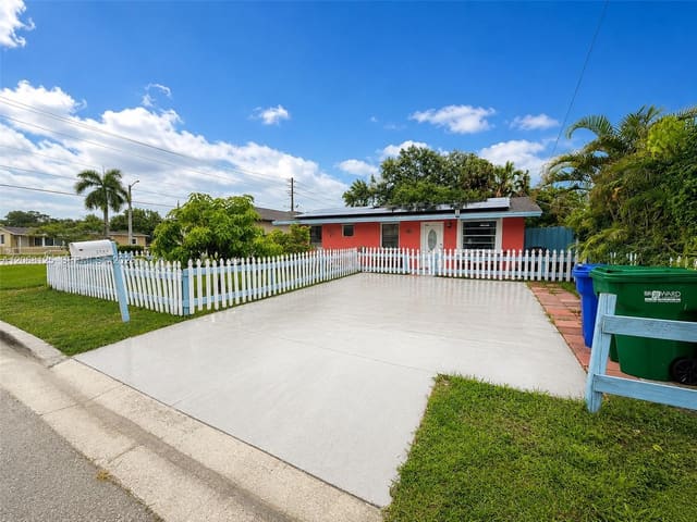 2745 NW 7th Court, Washington Park, Fort Lauderdale, FL
