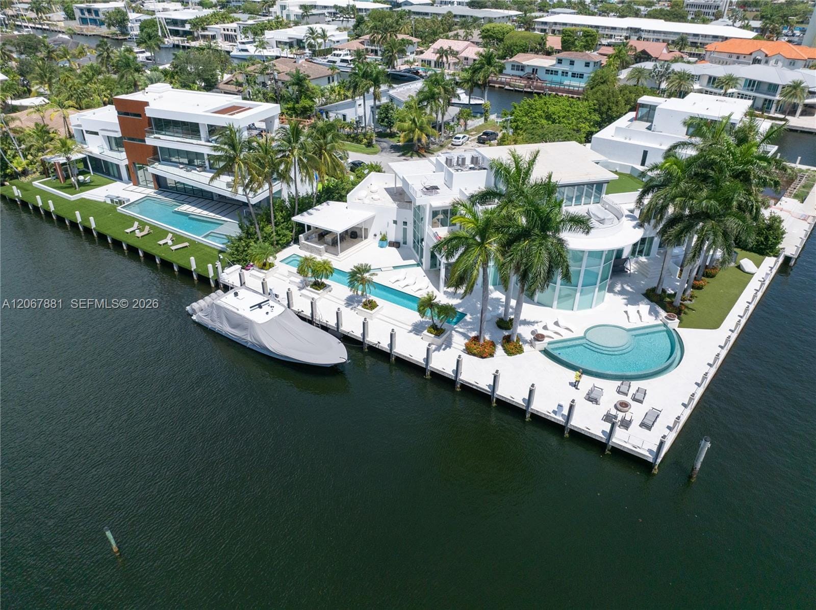 2890 NE 28th Street, Fort Lauderdale, FL 33306