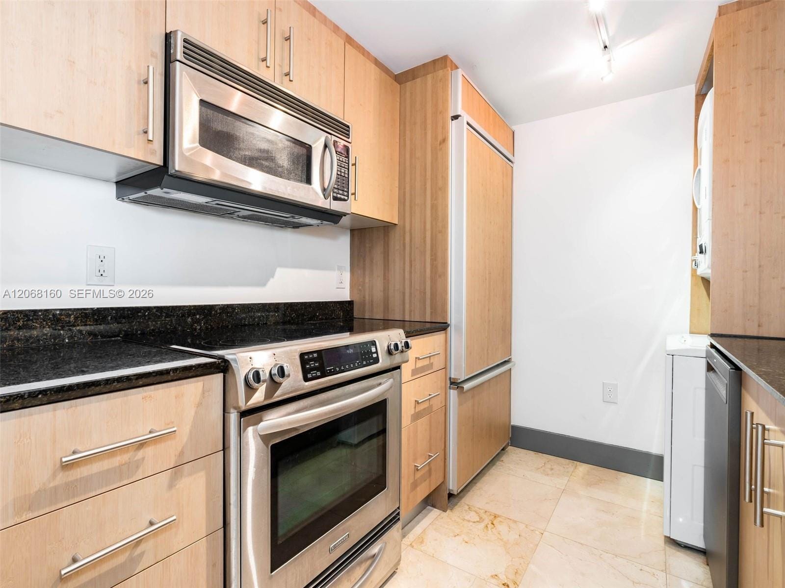 10275 Collins Avenue PH1506 — photo 8