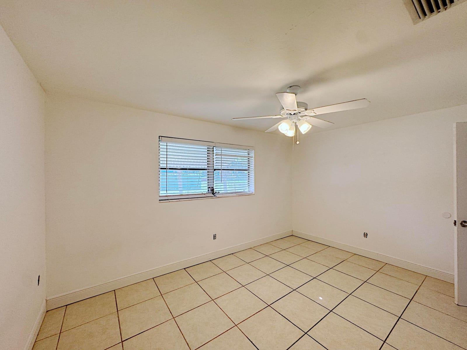 202 SE 3RD Terrace 1 — photo 11
