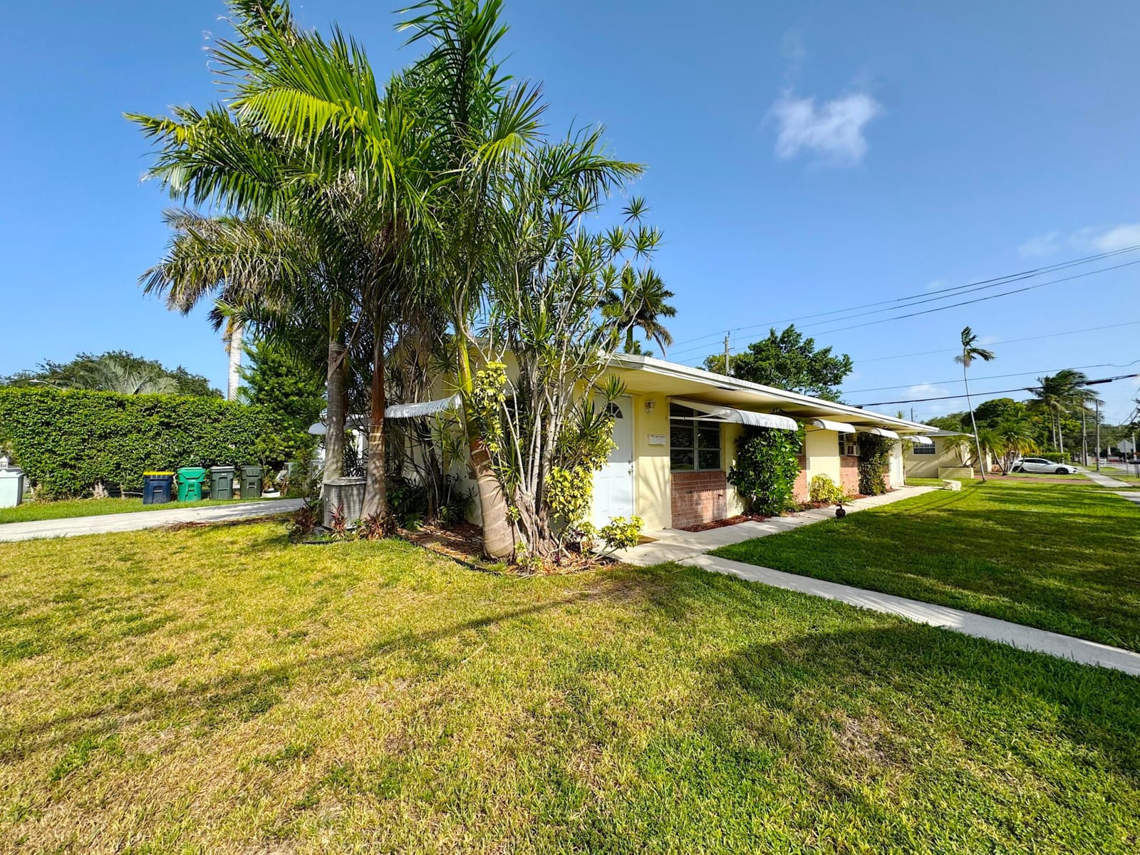 202 SE 3RD Terrace 1, Dania Beach, FL 33004