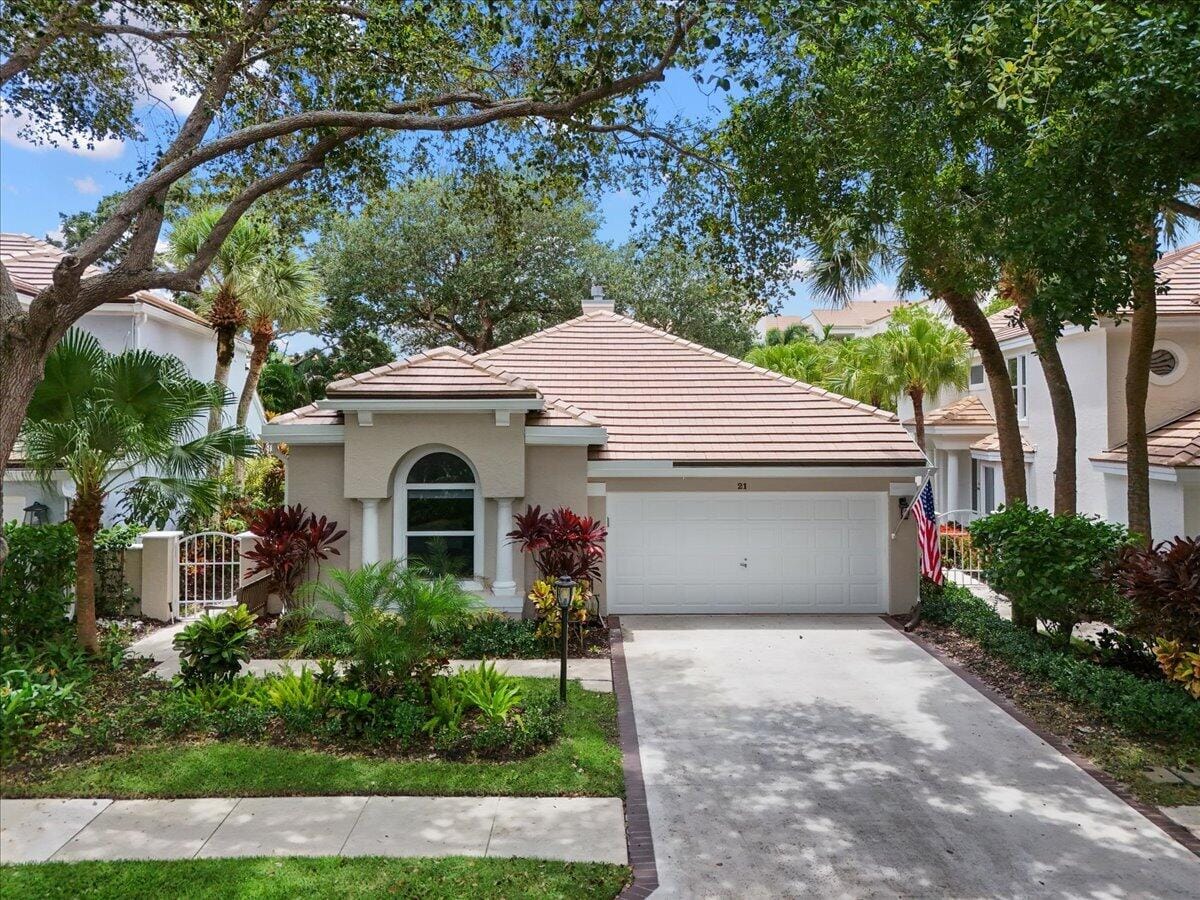 21 Grand Bay Circle, Juno Beach, FL 33408
