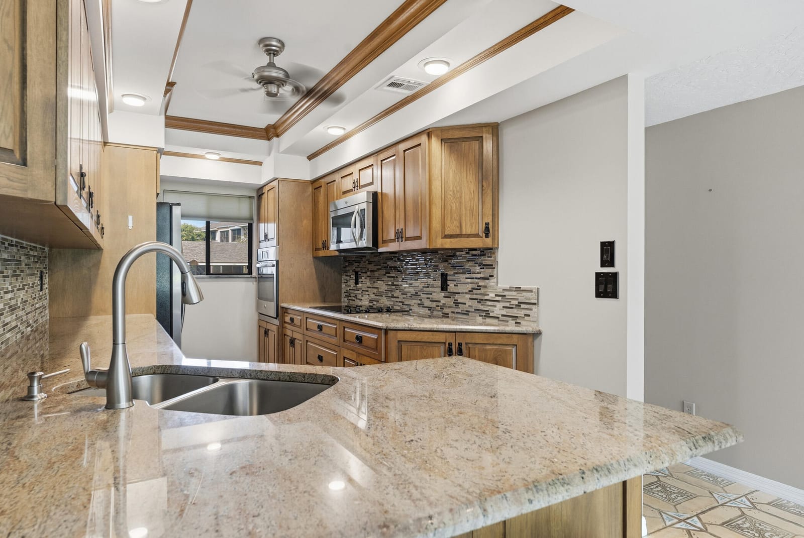 6165 S MIRROR LAKE Drive 106 — photo 11