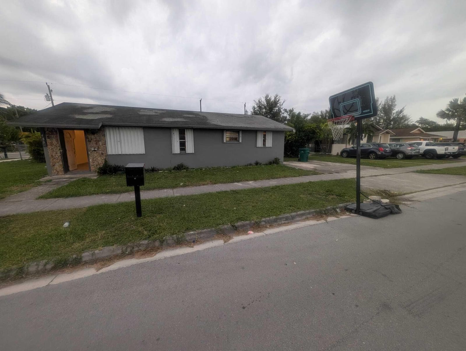 480 NW 14TH Street NW, Florida City, FL 33034