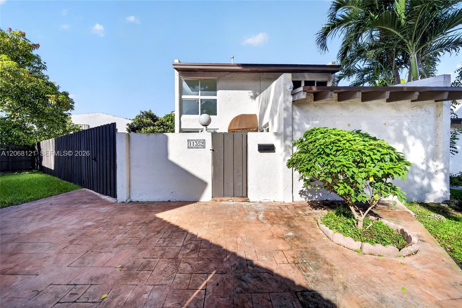 11352 SW 69th Terrace, Miami, FL 33173