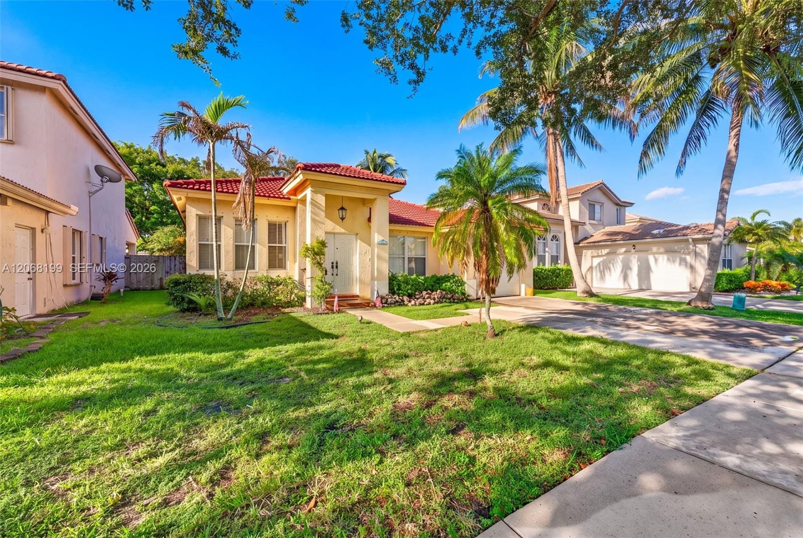 13976 S Cypress Cove Circle, Davie, FL 33325 photo 3