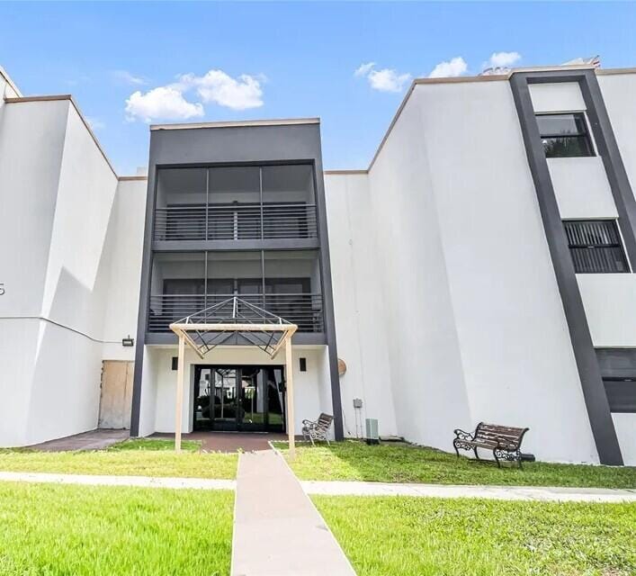 4040 N Hills Drive 31, Hollywood, FL 33021 photo 2