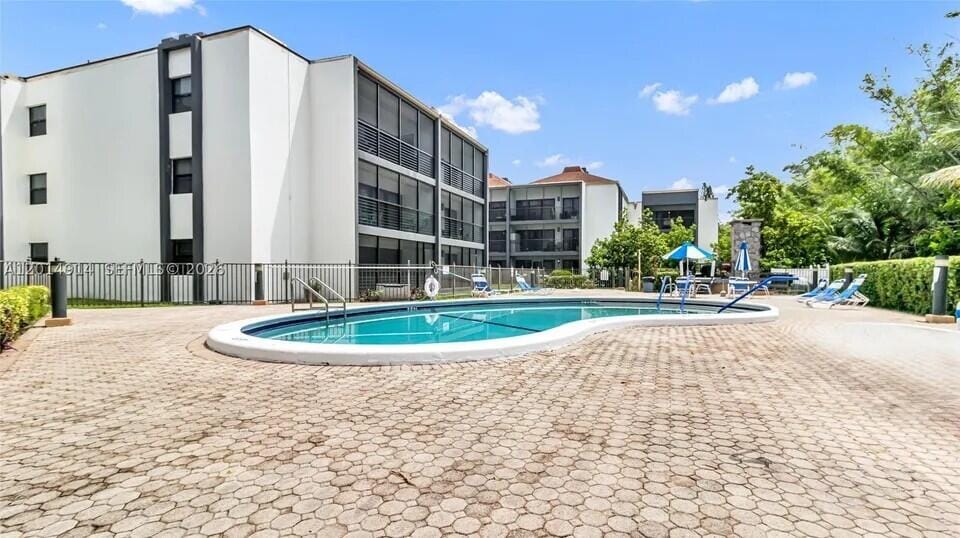 4040 N Hills Drive 31, Hollywood, FL 33021 photo 13
