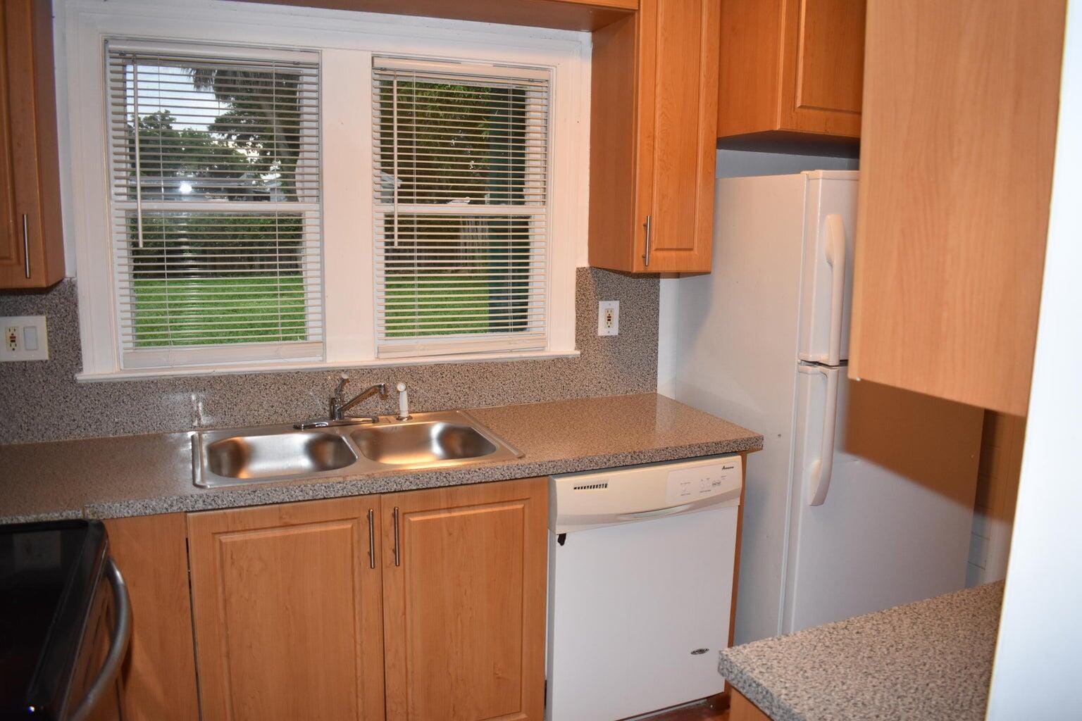 940 BIGNONIA Road — photo 5