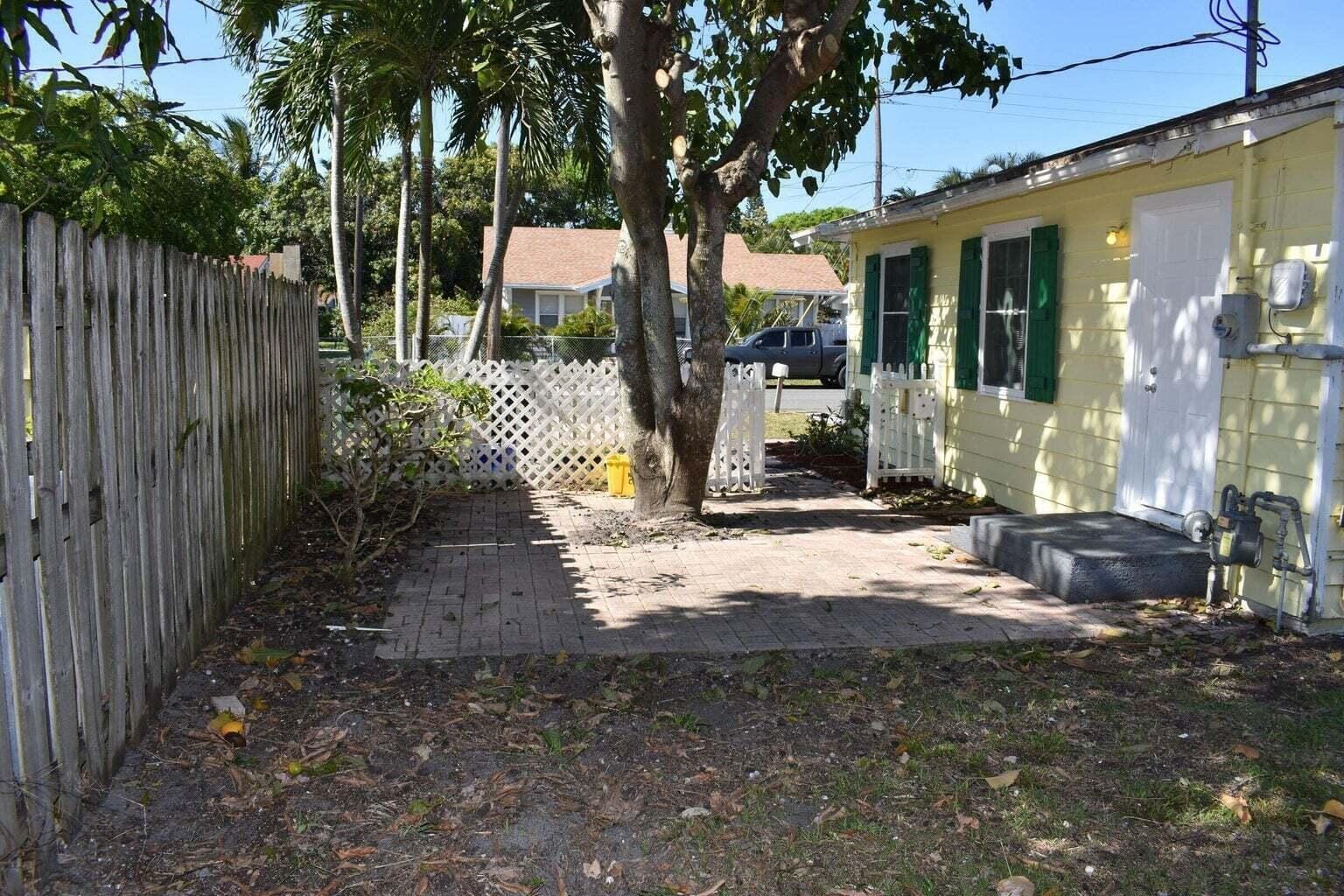 940 BIGNONIA Road — photo 10