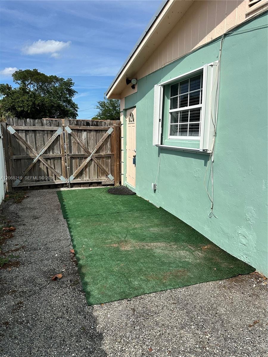 5566 Balfrey Drive REAR, West Palm Beach, FL 33413