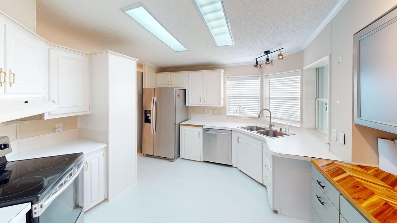 3325 Ironwood Avenue — photo 10