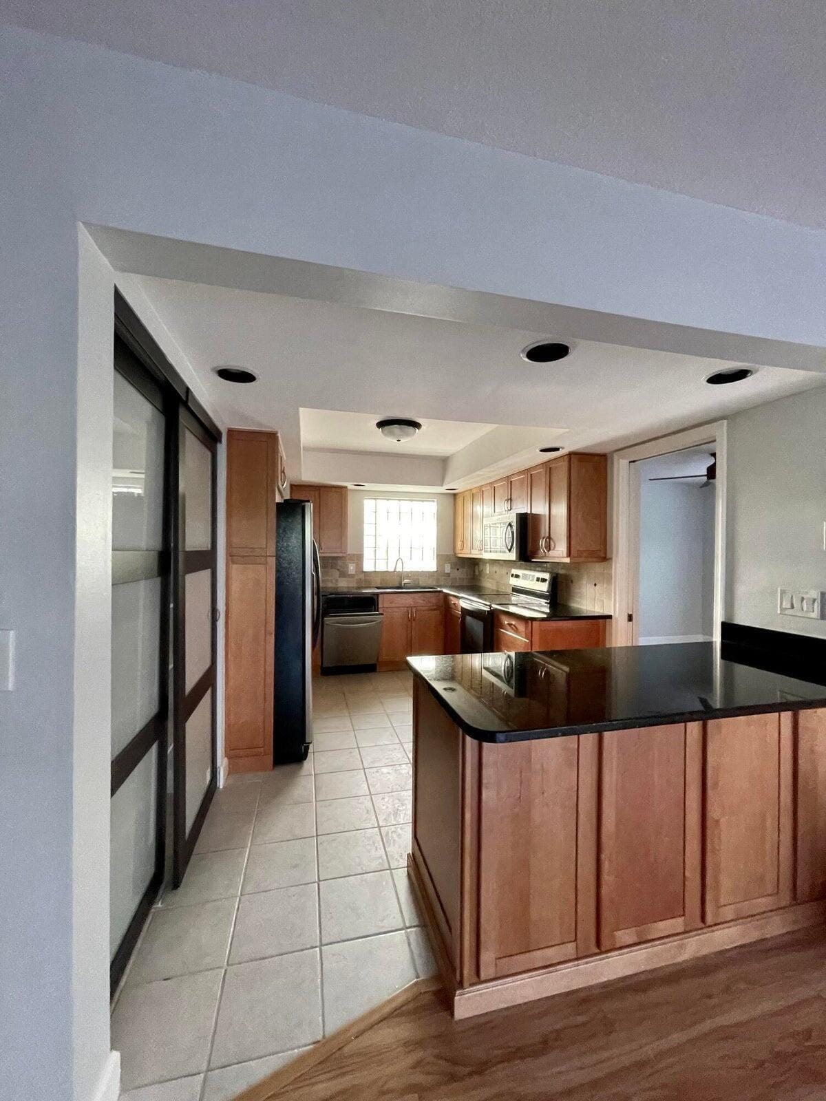 11551 WINCHESTER Drive — photo 8