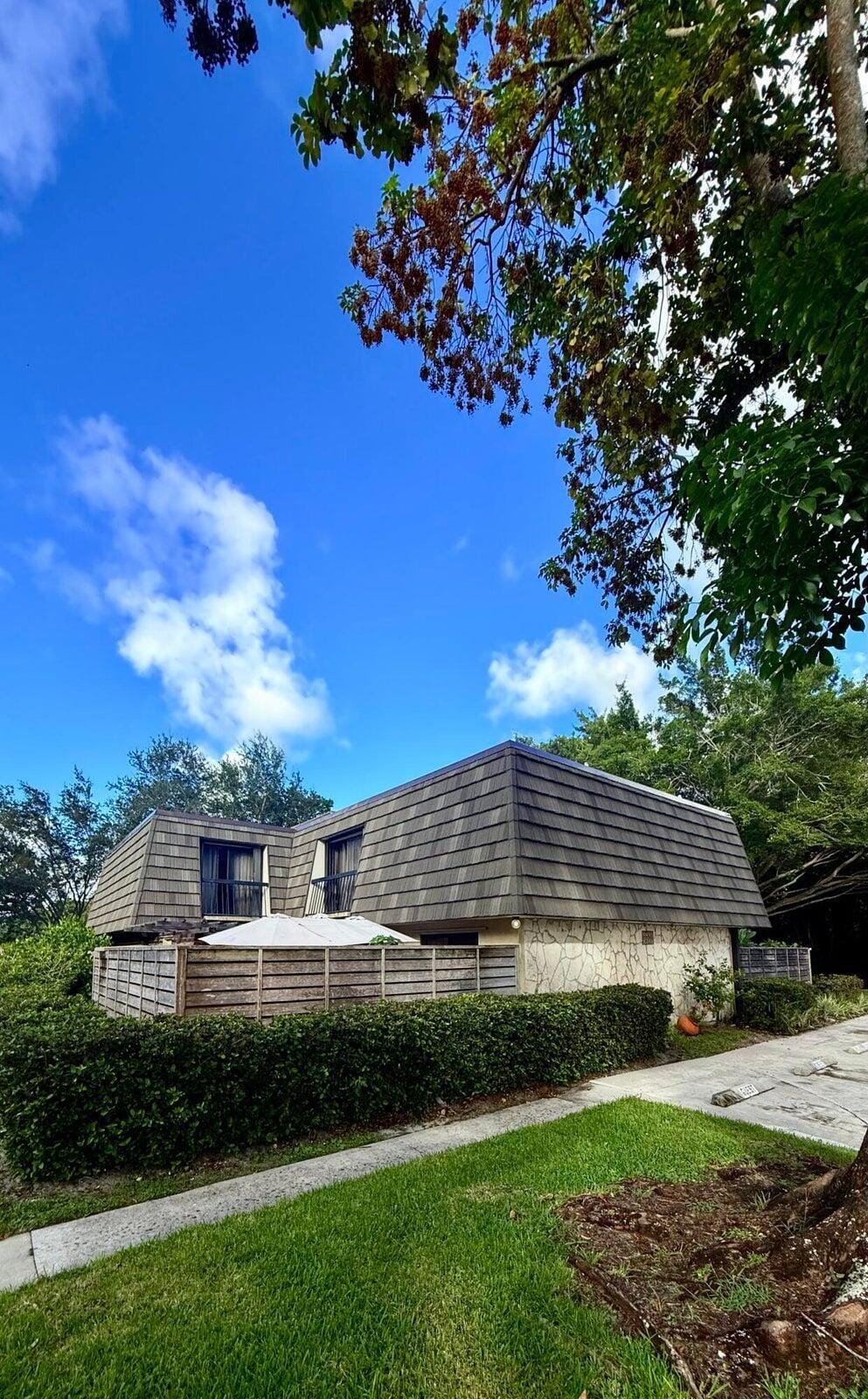903 9TH Terrace — photo 3