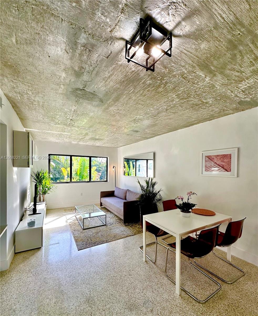 190 NW 69th Street 6, Miami, FL 33150