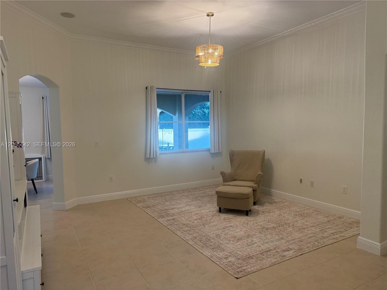2823 Poinciana Circle — photo 2