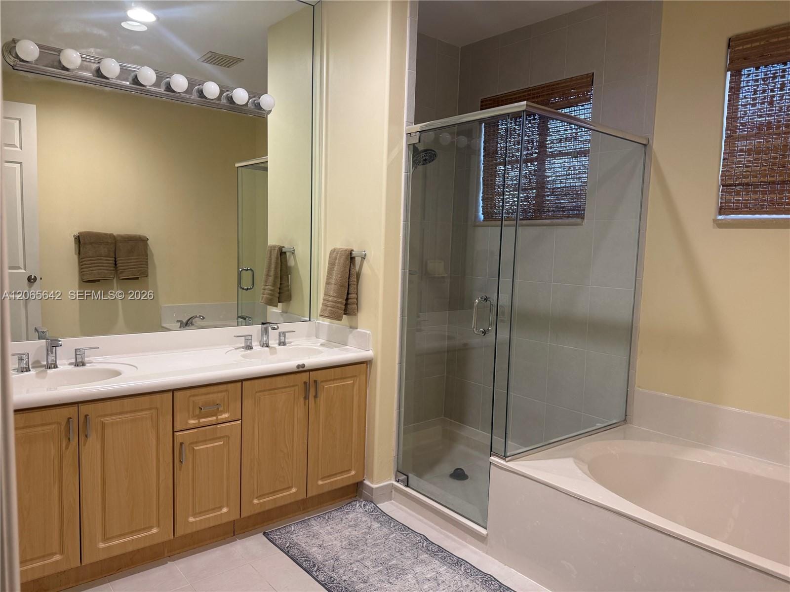 2823 Poinciana Circle — photo 5
