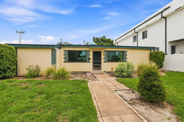 1344 NE 13TH Avenue, sold in ZIP 33304, Fort Lauderdale, FL