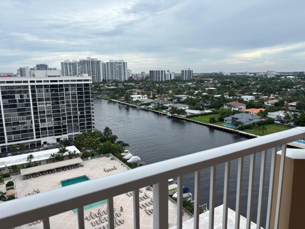 1965 S Ocean Drive 16P, Hallandale Beach, FL 33009