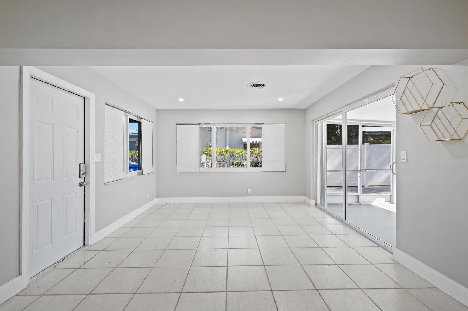 1900 SW 33rd Avenue, Fort Lauderdale, FL 33312 photo 13