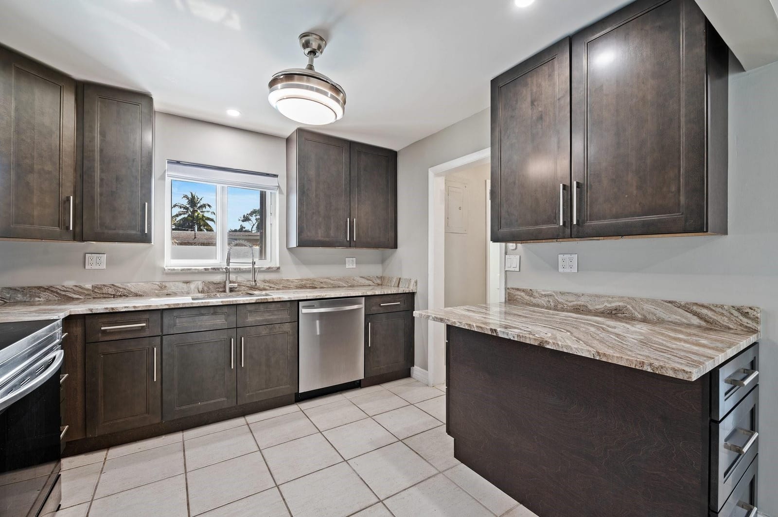 1900 SW 33rd Avenue, Fort Lauderdale, FL 33312 photo 15