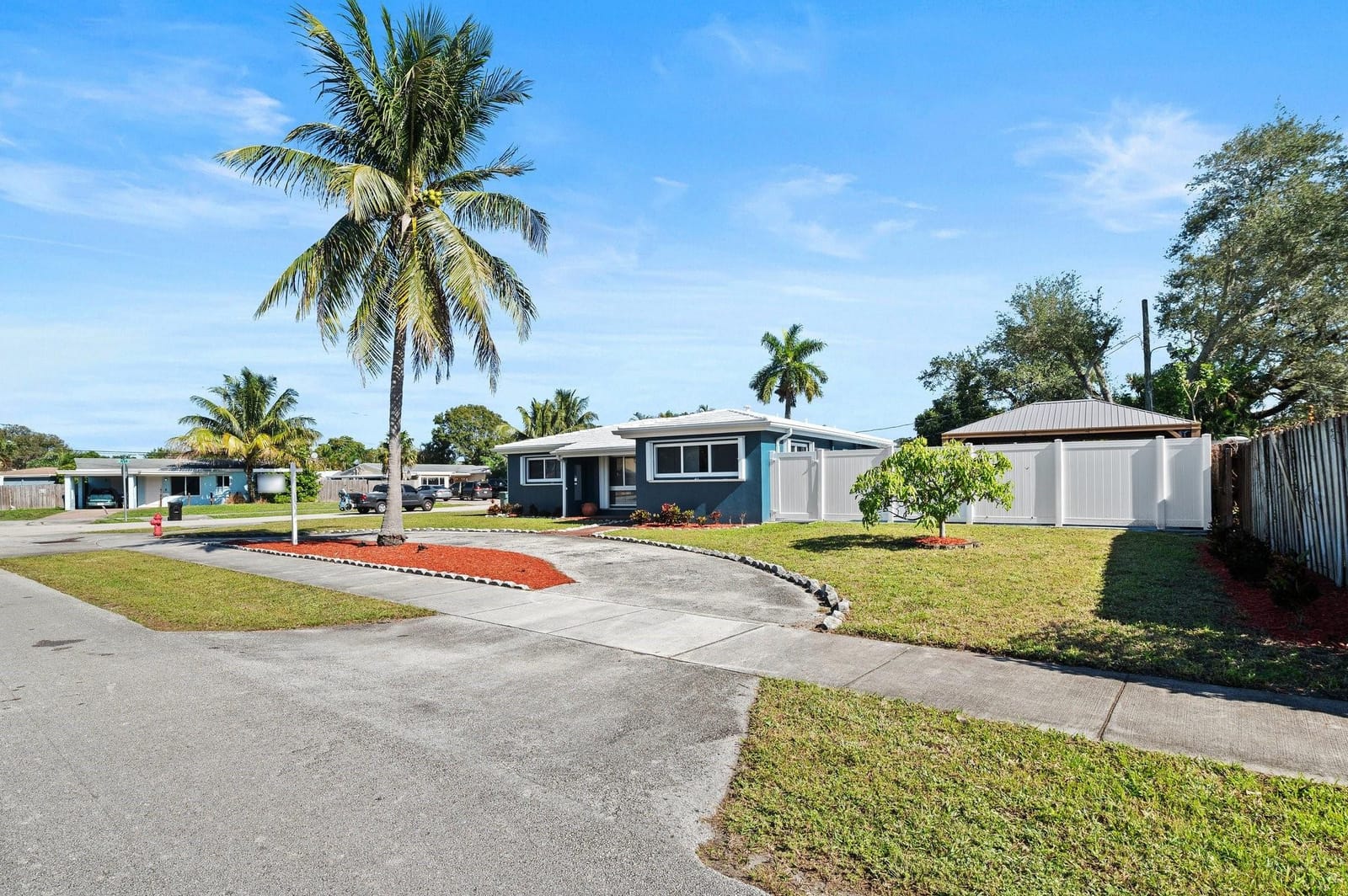 1900 SW 33rd Avenue, Fort Lauderdale, FL 33312 photo 4