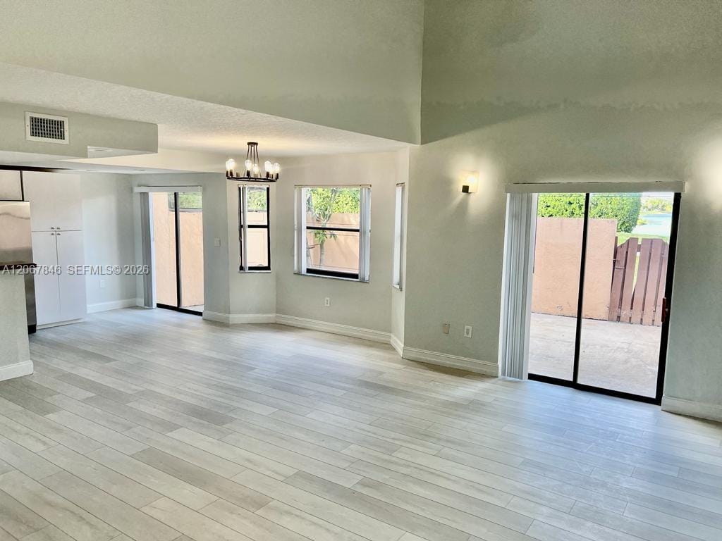 900 SW 113th Terrace — photo 1
