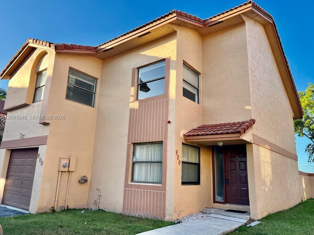 900 SW 113th Terrace — photo 4