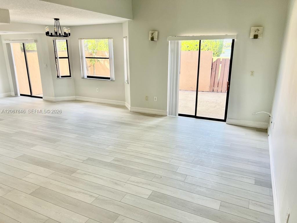 900 SW 113th Terrace — photo 6