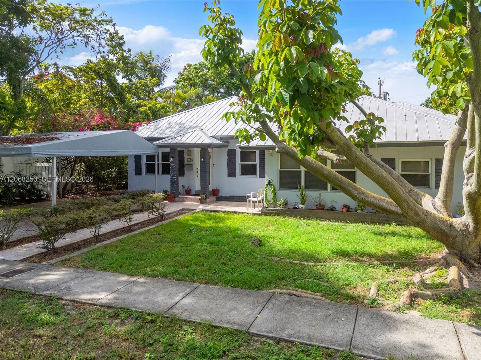 6140 SW 45th Street — photo 2