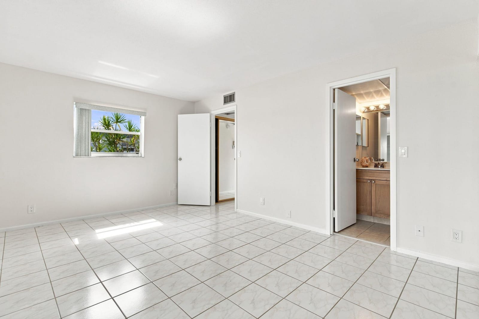 294 Tuscany Lane f — photo 11