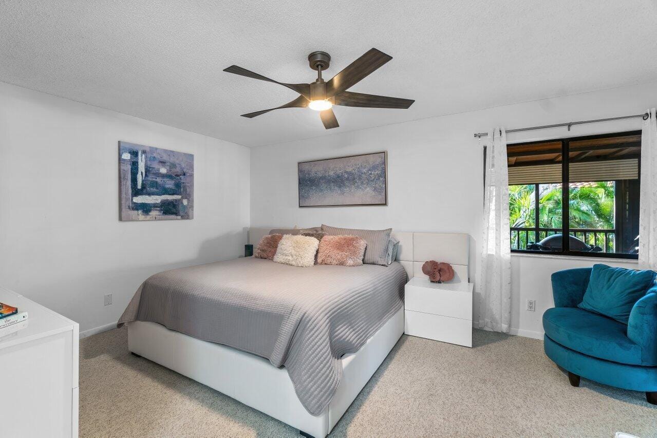 50 PELICAN POINTE Drive 2050, Delray Beach, FL 33483 photo 14