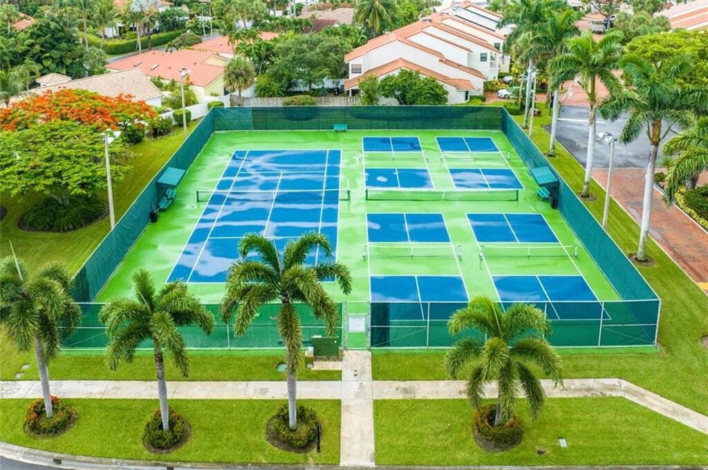 50 PELICAN POINTE Drive 2050, Delray Beach, FL 33483 photo 25