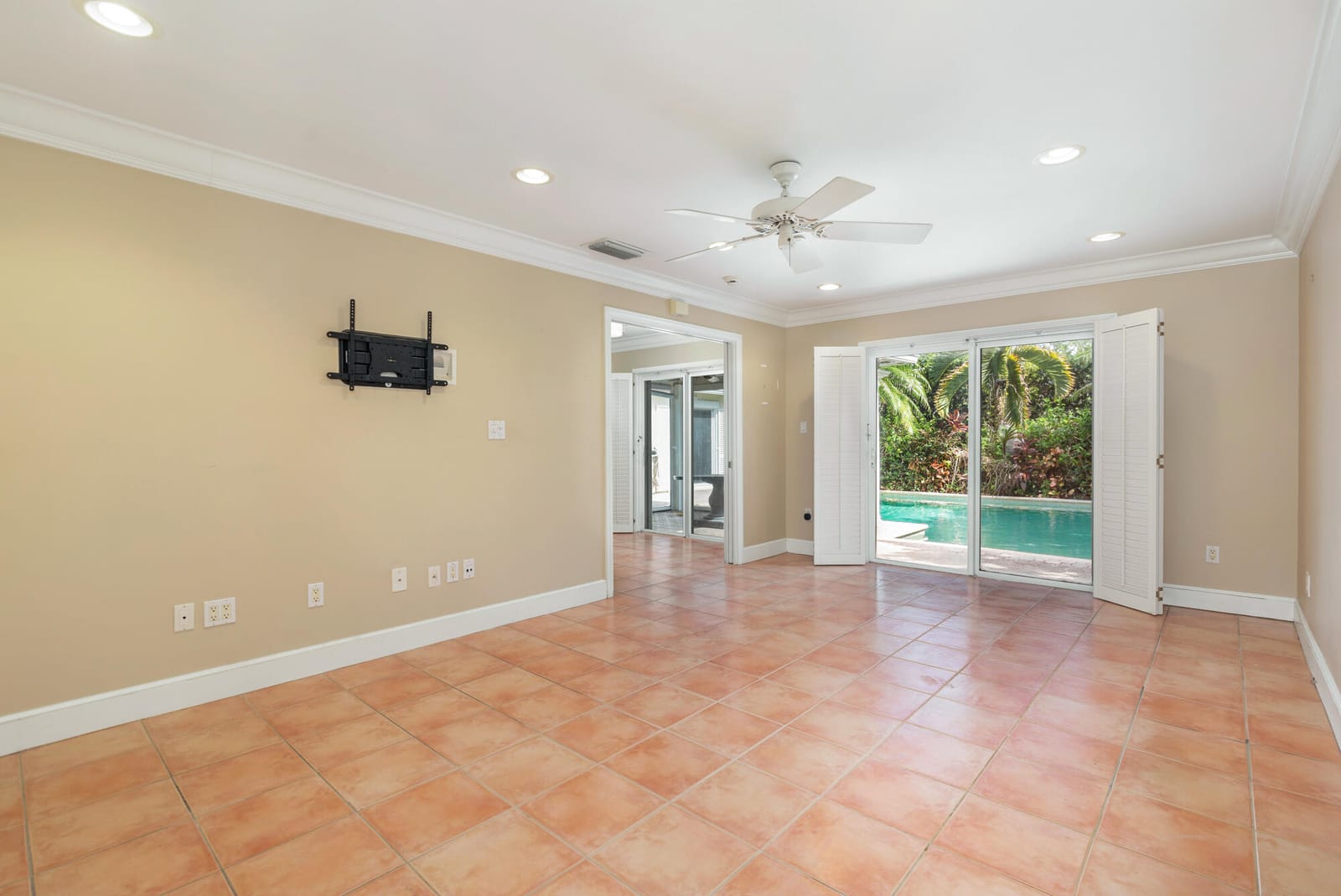 245 COLONIAL Lane, Palm Beach, FL 33480 photo 7