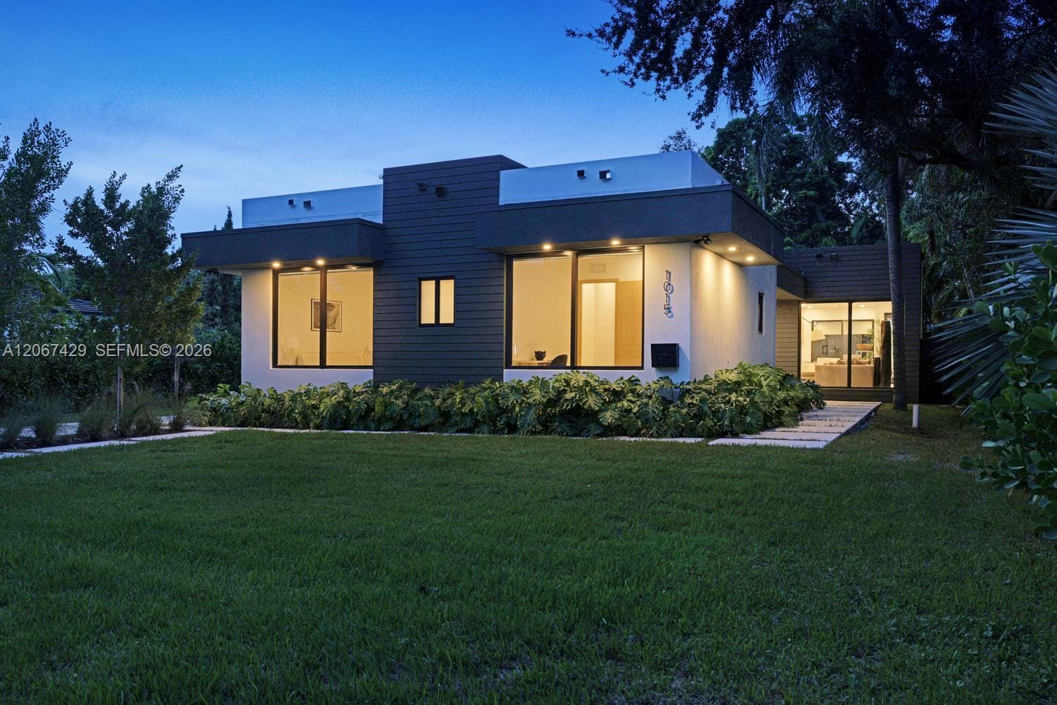 1015 NE 114th Street, Biscayne Park, FL 33161 photo 23