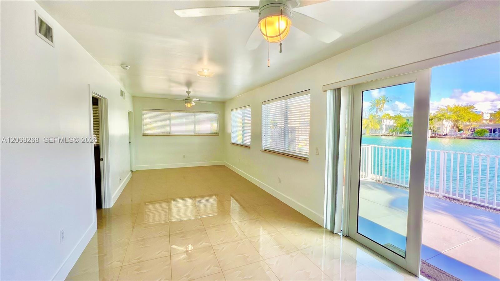 8227 Crespi Boulevard 4 — photo 3