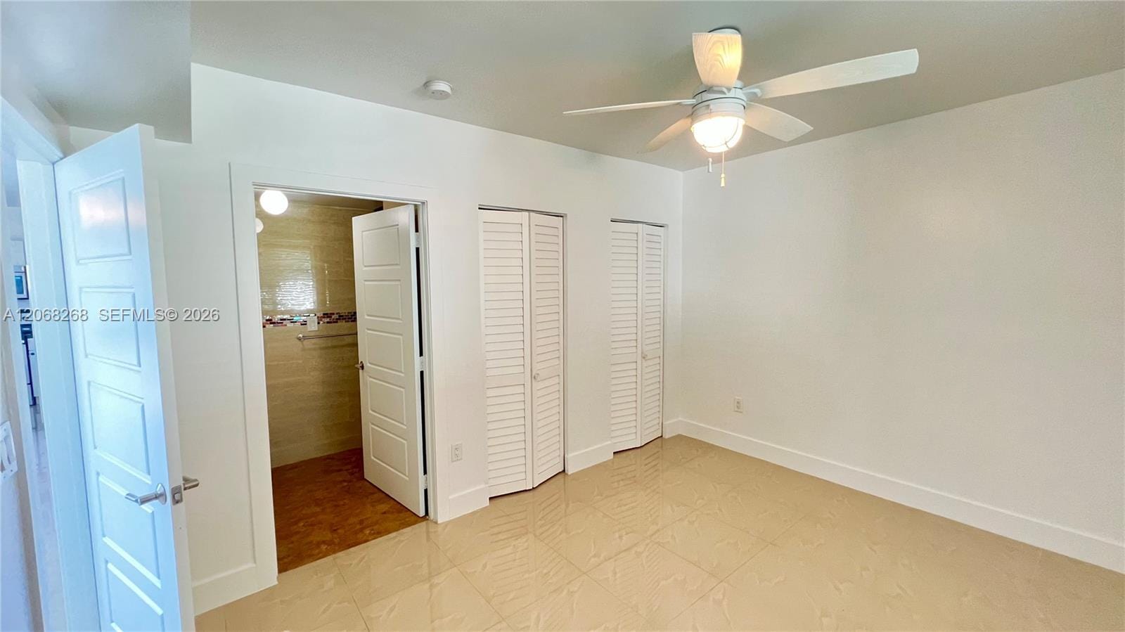 8227 Crespi Boulevard 4 — photo 6