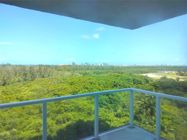 14951 Royal Oaks Lane 1006, North Miami, FL 33181