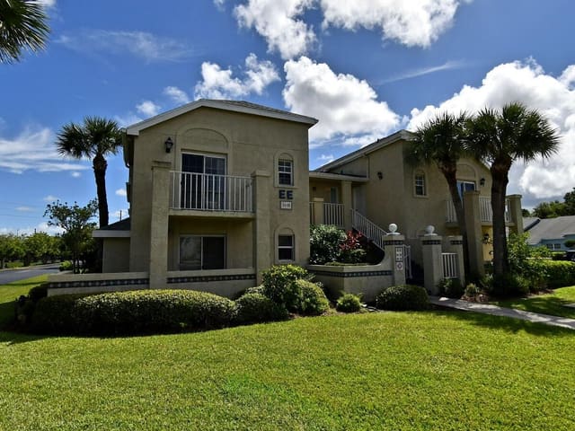 1650 SE Green Acres Circle E201, Port St. Lucie, FL 34952